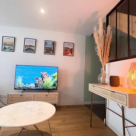 Holiday home Maison Intra-muros